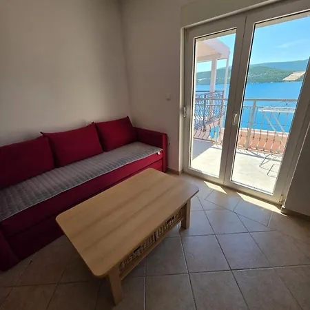 Lamia * Neum